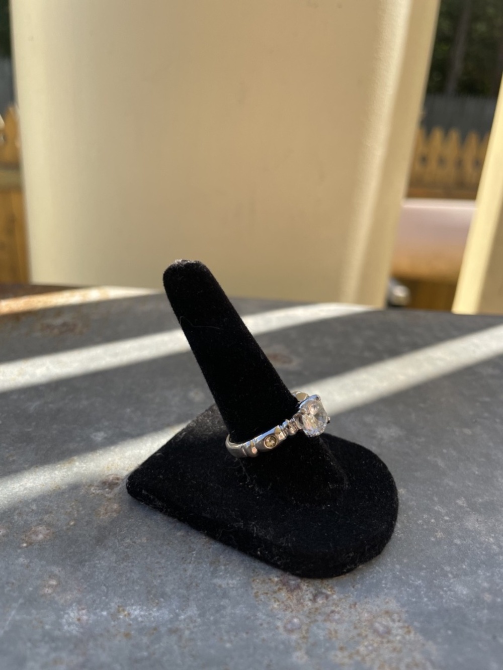 Silver tone costume faux diamond Ring Size 7 - Picture 4 of 5